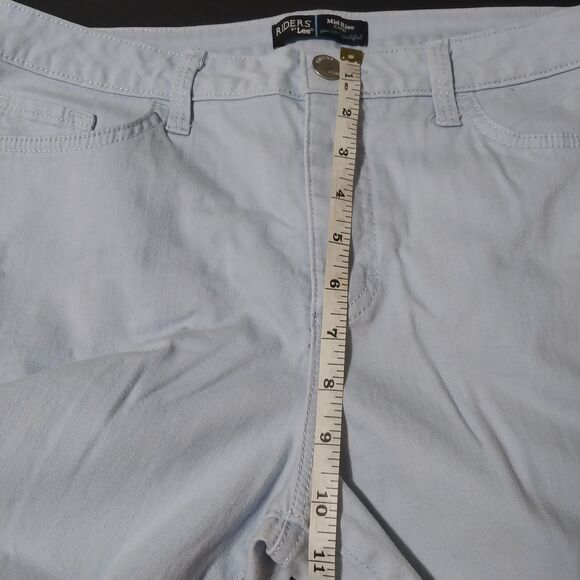 Riders by Lee capris Womens 12 sky blue denim cut off raw fringe hem distressed - Picture 5 of 6